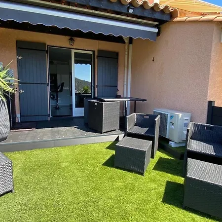 Appartamento Superb For 4 People Le Lavandou